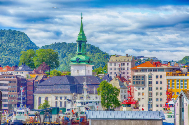 Bergen, Noorwegen uitzicht met kleurrijke huizen - Foto, afbeelding