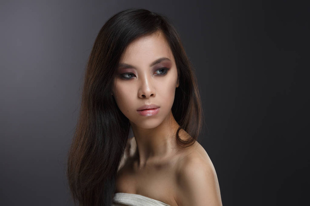 Beauty portrait of a beautiful asian girl. - 写真・画像