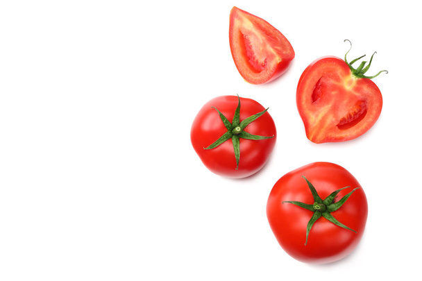 fatia de tomate isolado sobre fundo branco. vista superior
 - Foto, Imagem