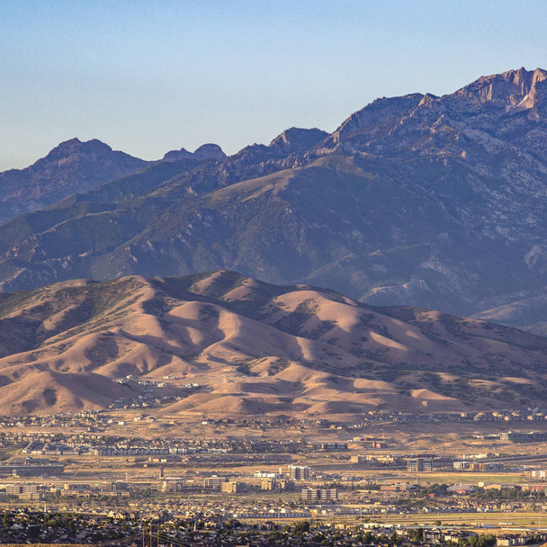 Vista al atardecer de White Baldy Mountain en Utah
 - Foto, imagen