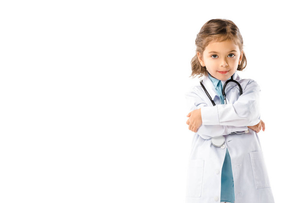 retrato de criança vestida de médico casaco branco com estetoscópio isolado em branco
 - Foto, Imagem