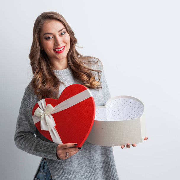 Woman open heart shaped box , Valentines day love concept - Фото, изображение