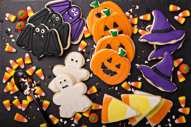 Halloween cookies decorated with royal icing - Φωτογραφία, εικόνα