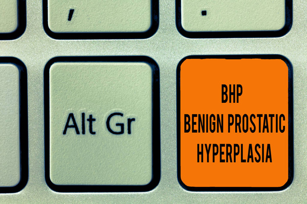 Escritura a mano de texto Bhp Hiperplasia prostática benigna. Concepto significado Ampliación de la glándula prostática no cancerosa
 - Foto, imagen