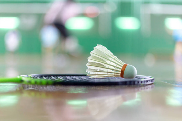 Badminton raket ile arka plan bulanık - Fotoğraf, Görsel