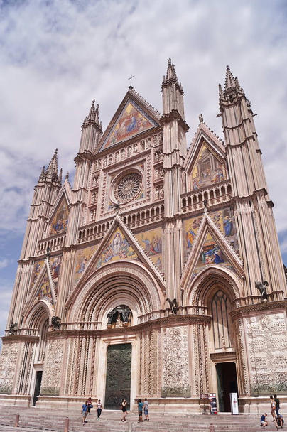 Facade of Orvieto cathedral, Italy - Foto, Imagem