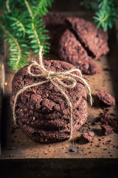 Traditionally chocolate cookies made of nuts and oats - Zdjęcie, obraz