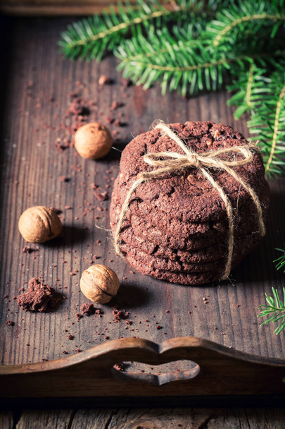 Traditionally chocolate cookies with nuts and spruce - Foto, Imagem