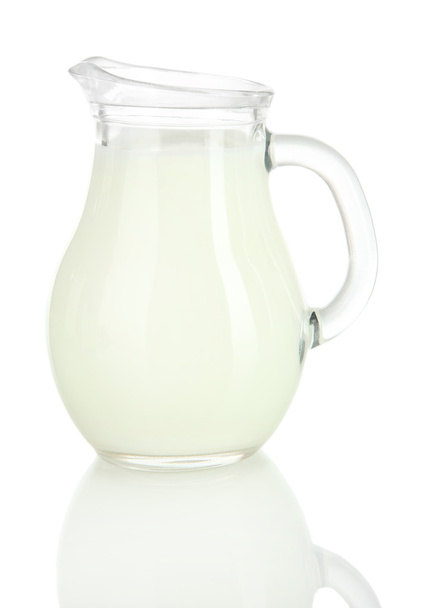 džbán mléka izolovaných na bílém - Fotografie, Obrázek