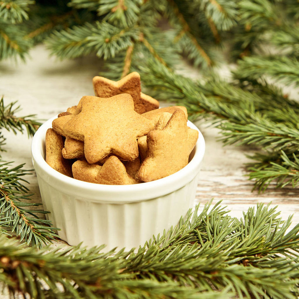 Cup of ginger biscuits. Christmas tree. NewYear. - Foto, immagini