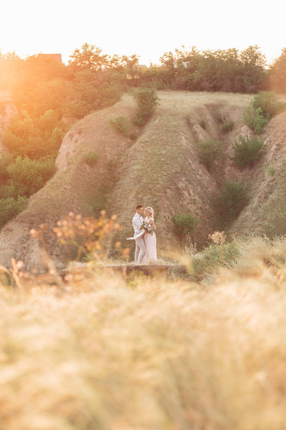 wedding couple on the nature in summer day. - Foto, immagini