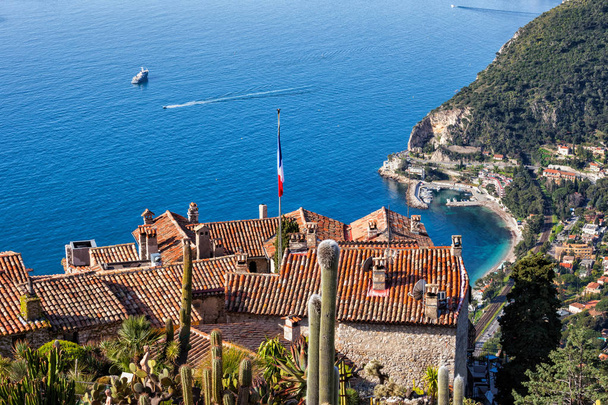 Medieval Eze village houses on mountain top at Mediterranean Sea in France, French Riviera, Provence-Alpes-Cote d'Azur region. - Фото, изображение