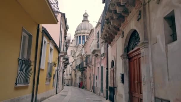 Duomo di San Georgio Ragusa. Építészet, Szicília, Olaszország. - Felvétel, videó