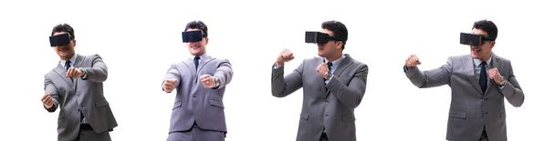 Бізнесмен в окулярах віртуальної реальності ізольований на білому
 - Фото, зображення
