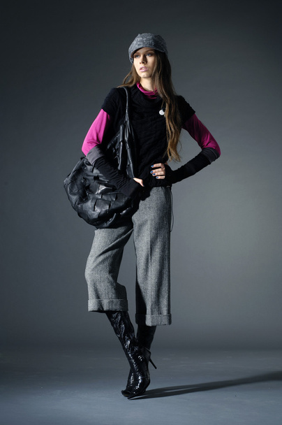fashion model with a bag - Foto, afbeelding