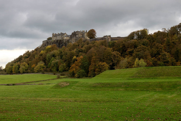 Stirling Castle Szkocji w pochmurny, jesienny dzień - Zdjęcie, obraz