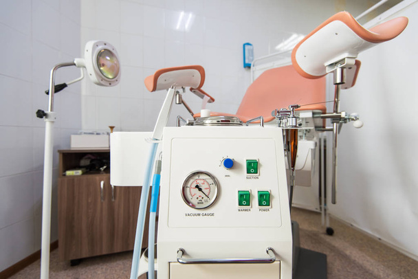 Gabinete ginecológico en clínica moderna
 - Foto, imagen