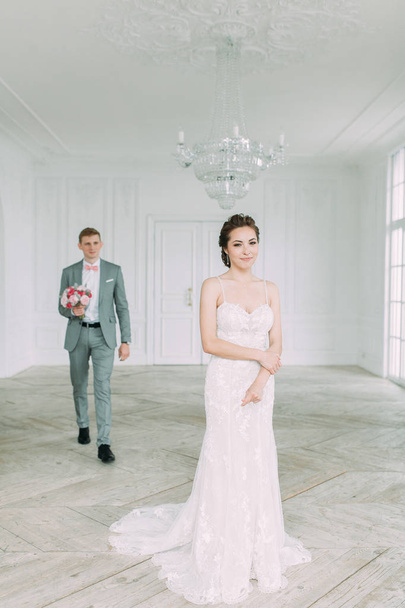 Stylish wedding in St. Petersburg. Russian wedding in European style in the Studio. Fine art in photography. - Fotografie, Obrázek