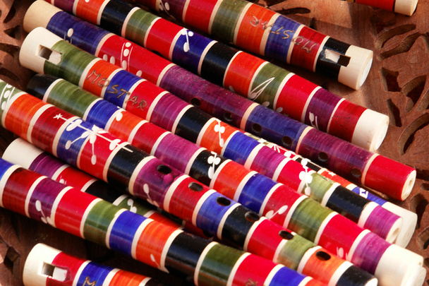 Tradicional Mostar flautas reedpipe
 - Foto, Imagem