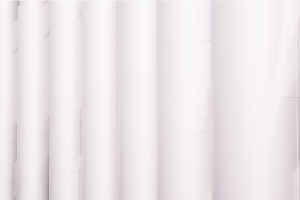 vue plein cadre du fond traditionnel des colonnes blanches
 - Photo, image