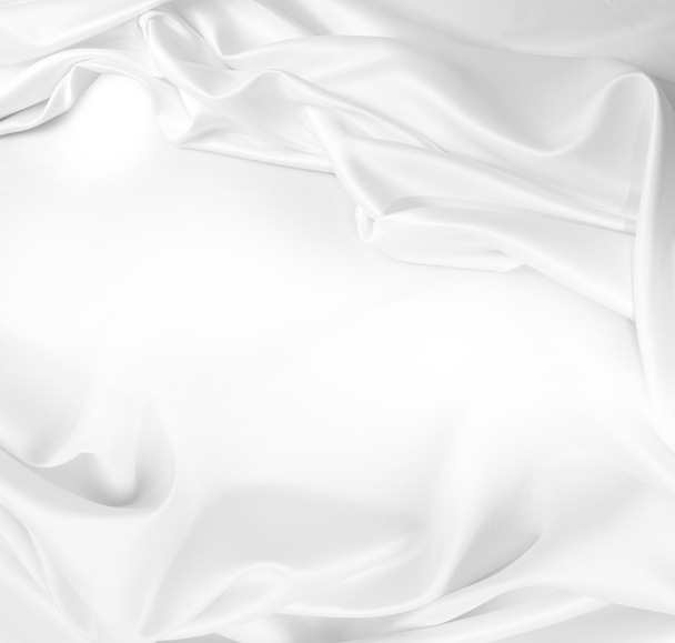 Gros plan de tissu de soie blanc ondulé
 - Photo, image