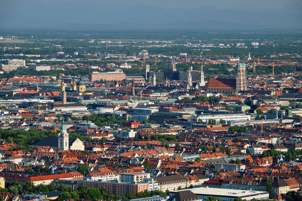 Vista aérea de Munich. Munich, Baviera, Alemania
 - Foto, Imagen