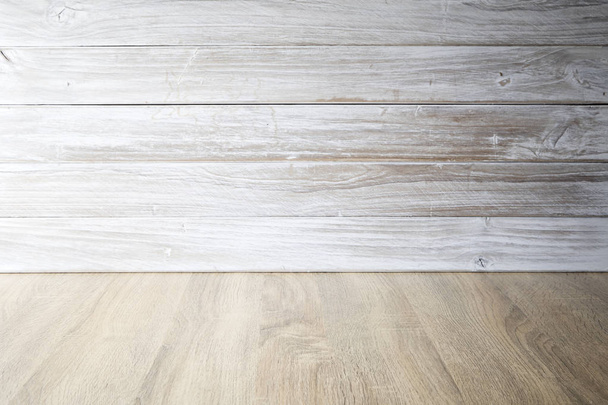 Sol en bois ou table en bois avec mur en bois est le fond. affichage de texture en bois pour mettre le produit sur le dessus
. - Photo, image