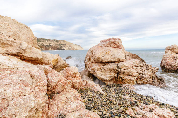 day view of a rocky coast in the morning - Фото, изображение