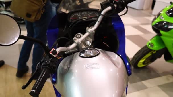 Exposición de motocicletas, Dashboard vieja bicicleta deportiva
 - Imágenes, Vídeo