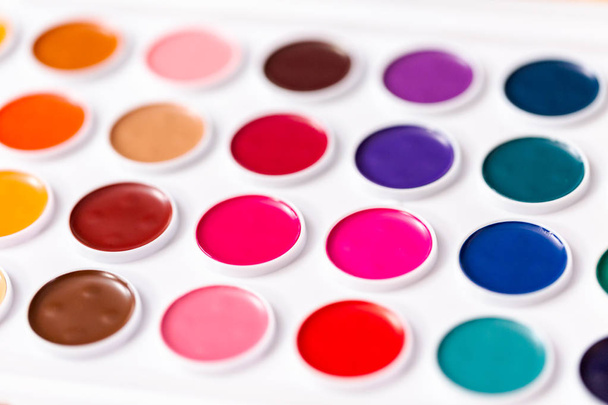 Variedad de colores nuevo conjunto de pintura acuarela
. - Foto, Imagen