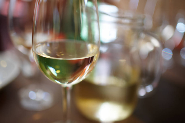 a glass of white wine  - Foto, Imagem