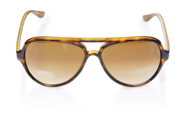 Елегантні сонцезахисні окуляри ізольовані на білому
 - Фото, зображення