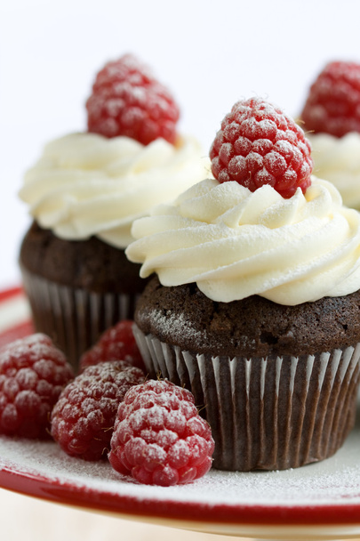Chocolate and raspberry cupcakes - Photo, Image