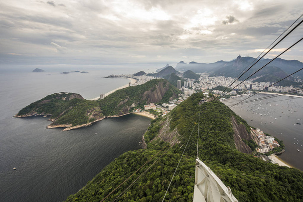 Nézd a Pao de Acucar (Sugar Loaf Mountain), Rio de Janeiro, Brazília - Fotó, kép