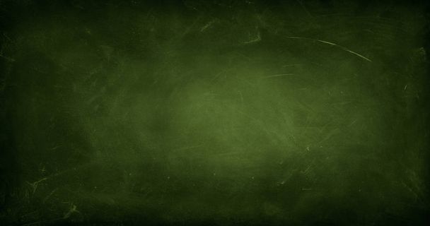 Tiza frotada sobre fondo de pizarra verde - Foto, Imagen