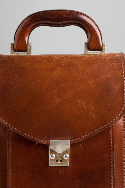 bolsa de cuero zip estilo antiguo vintage
 - Foto, imagen