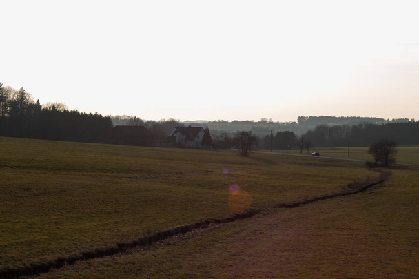 erken ilkbahar günbatımı manzara Güney Almanya'da kırsal kırsal - Fotoğraf, Görsel