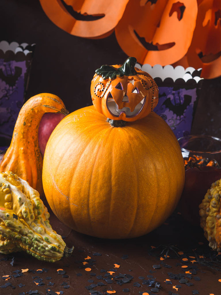 Halloween squash and candle. Decorations - Foto, imagen
