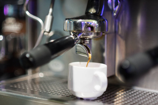 Coffee machine preparing espresso close up - Foto, imagen