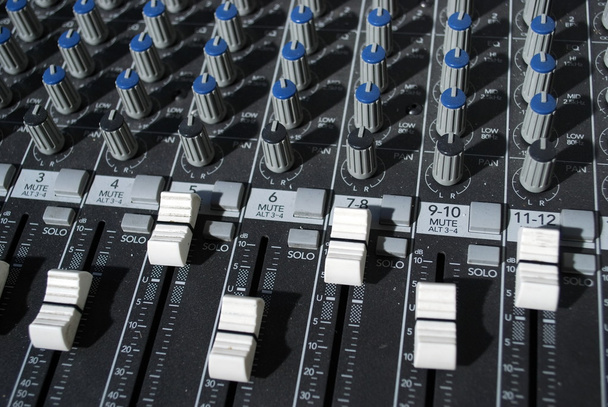 audio-mixer - Foto, afbeelding