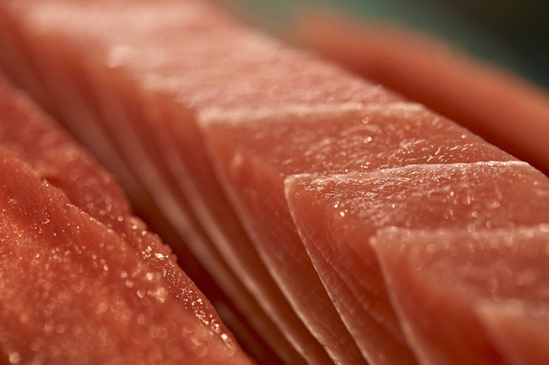 Nourriture japonaise crue sashimi aux sushis à la japonaise fraîche
 - Photo, image