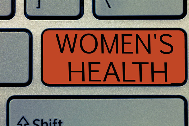 女性 s を示すメモの執筆は健康です。ビジネス写真病気を避ける女性の健康結果を展示 - 写真・画像