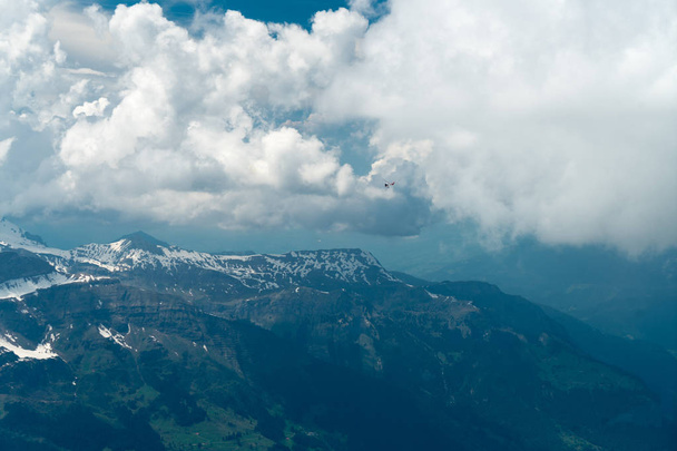  Chamonix Valley from Aiguille du Midi - Mont Blanc mountain, Haute-Savoie, Γαλλία - Φωτογραφία, εικόνα