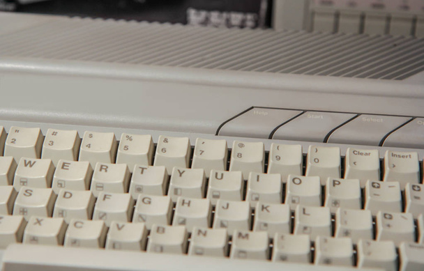 gray vintage computer keyboard - Fotografie, Obrázek