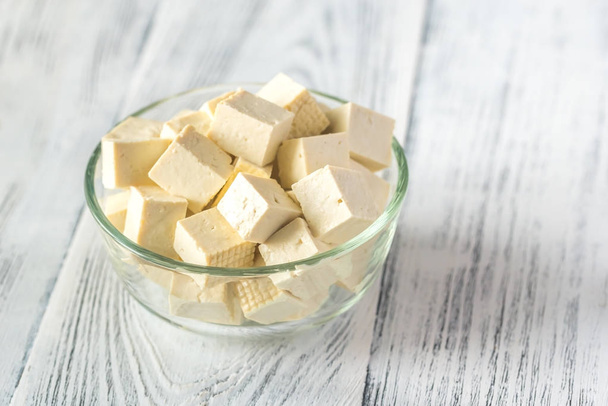 Vyjmout tofu v skleněná mísa - Fotografie, Obrázek