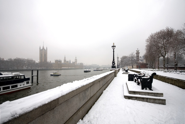 Escena de nieve de Londres
 - Foto, Imagen