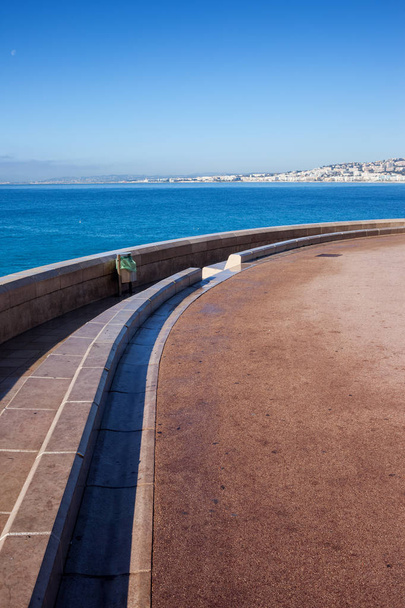 French Riviera sea promenade in Nice city in France - Zdjęcie, obraz