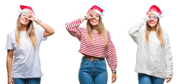 Collage van mooie jongedame KERSTMUTS dragen over geïsoleerde achtergrond doen ok gebaar met hand glimlachen, oog kijken door vingers met blij gezicht. - Foto, afbeelding