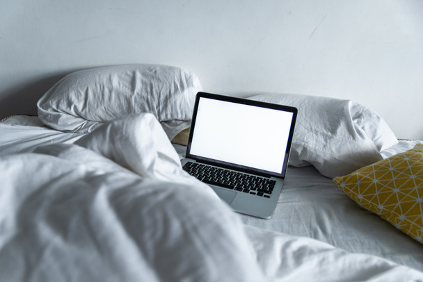 laptop bed work freelance copy space concept - Valokuva, kuva