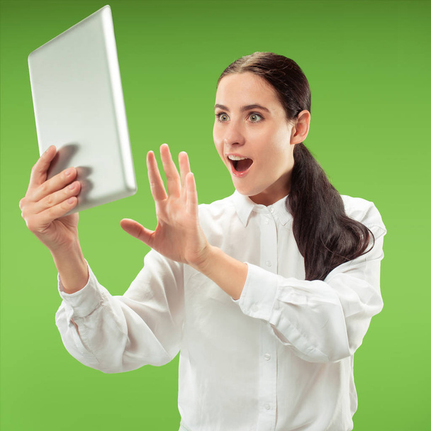 Businesswoman with laptop. Love to computer concept. - Foto, Imagem
